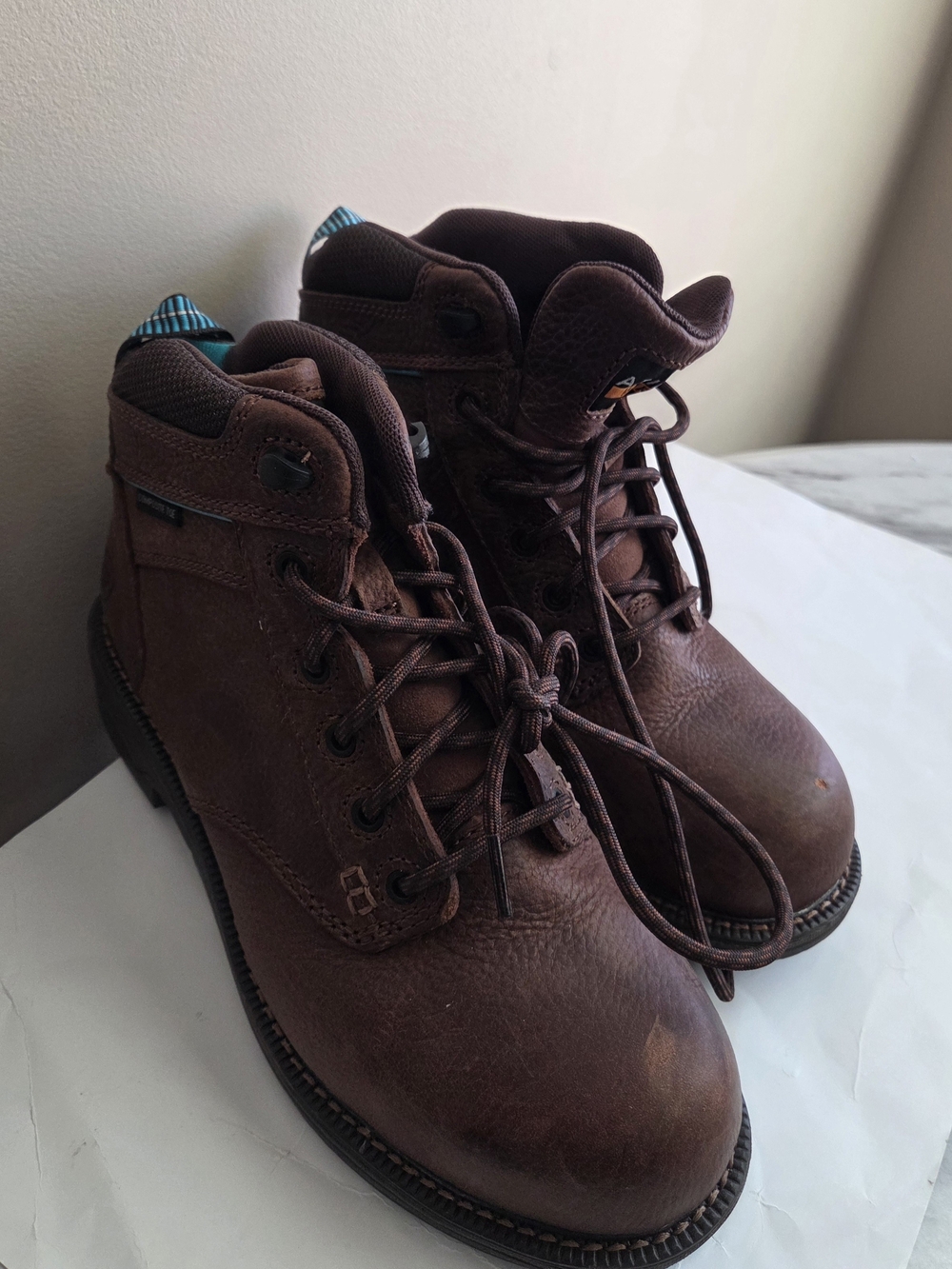 Never Worn ARIAT Brown Leather Lace-Up Work Boots